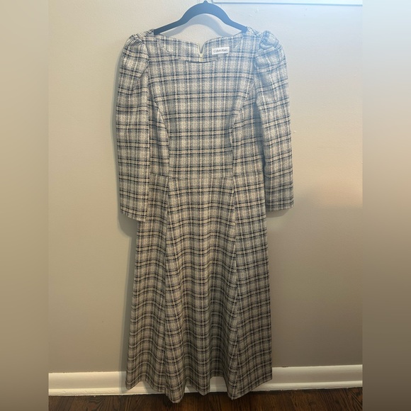 Calvin Klein Dresses & Skirts - Calvin Klein Black and White Plaid Long Sleeve Dress